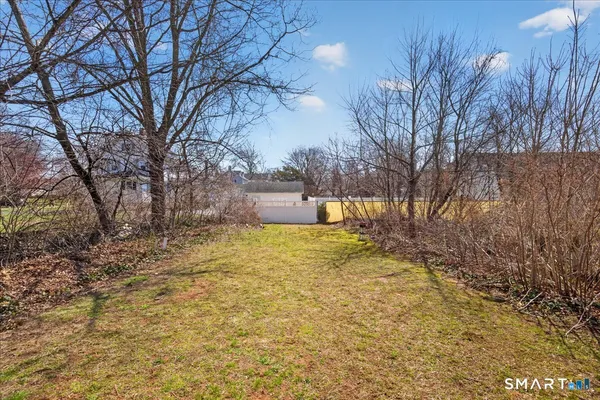 $489,000 | 429 Thompson Avenue, East Haven, CT 06512