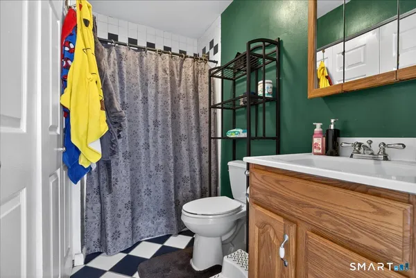 $489,000 | 429 Thompson Avenue, East Haven, CT 06512