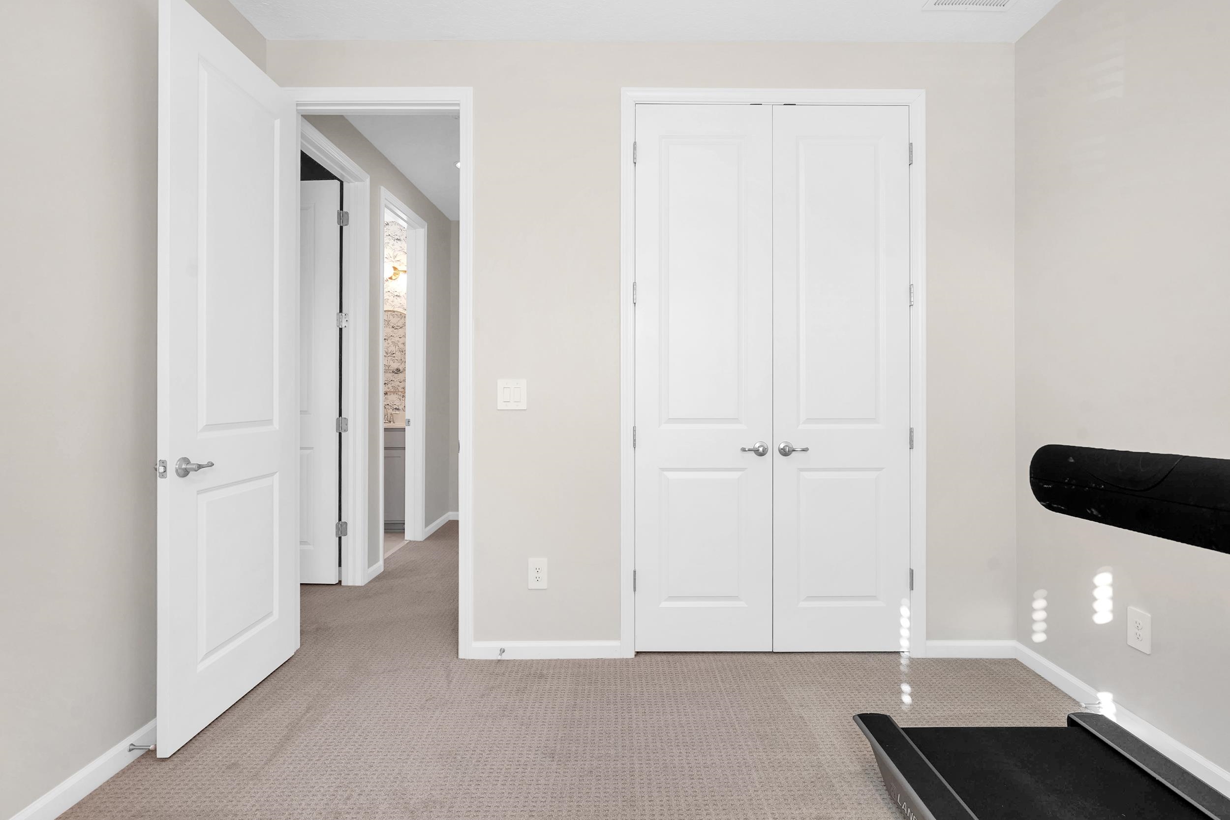 404 Rum Runner Way St. Johns, FL 32259 - Photo 26 of 41 a view of a hallway with closet
