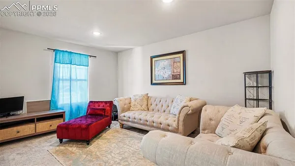 $594,500 | 3204 Loot Drive, Colorado Springs, CO 80939