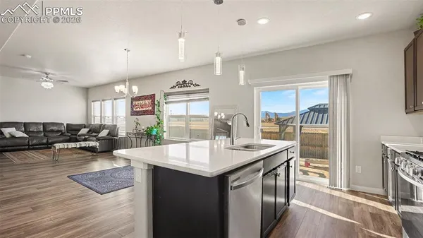 $594,500 | 3204 Loot Drive, Colorado Springs, CO 80939