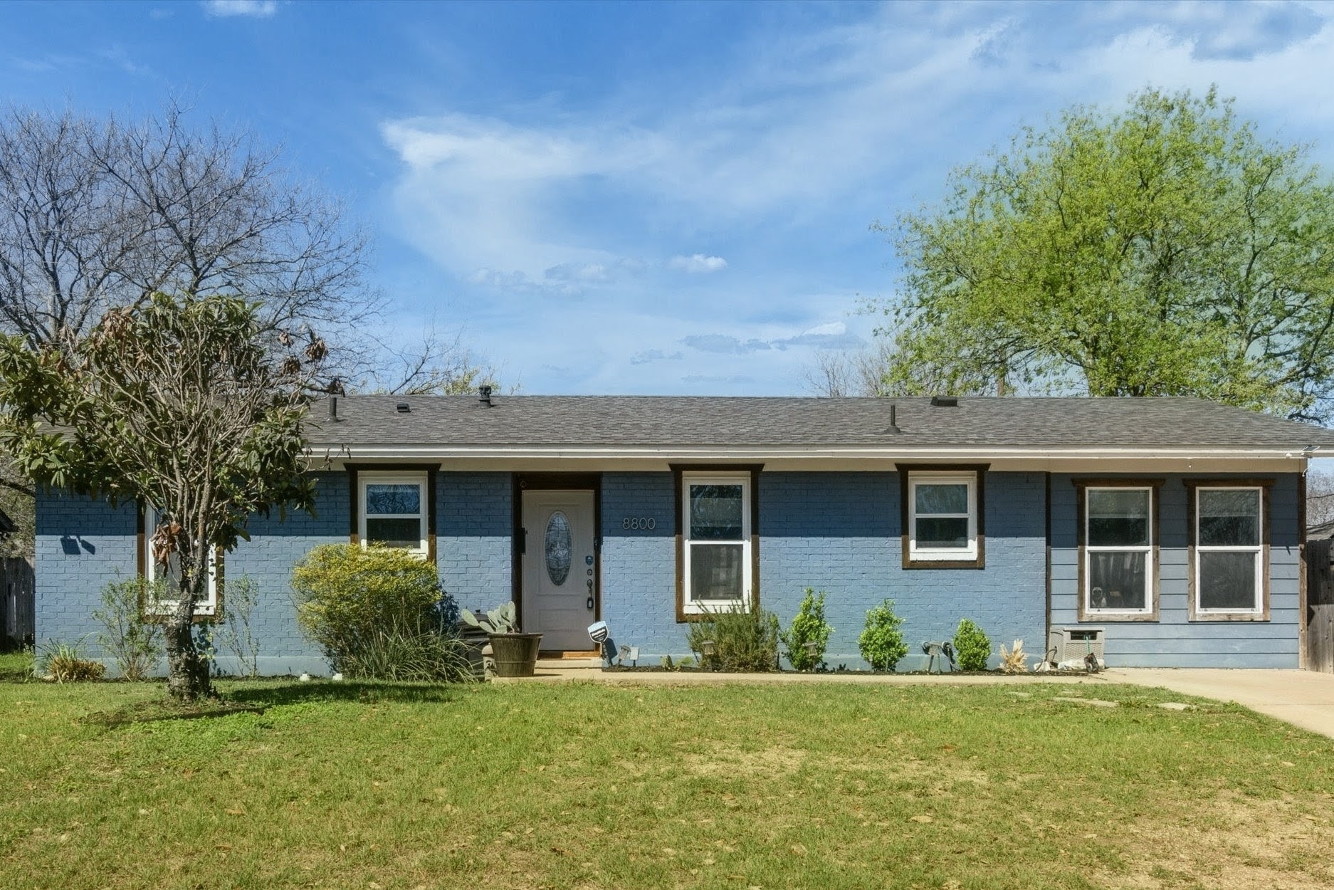 8800 Redfield Lane Austin, TX 78758 - Photo 2 of 27 Welcome home to 8800 Redfield Ln, Austin, TX 78758!