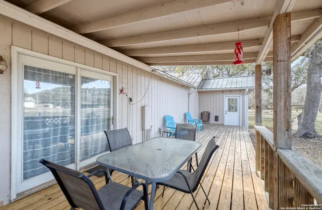 $499,000 | 302 Lantana, Concan, TX 78838