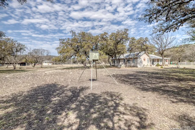 $499,000 | 302 Lantana, Concan, TX 78838