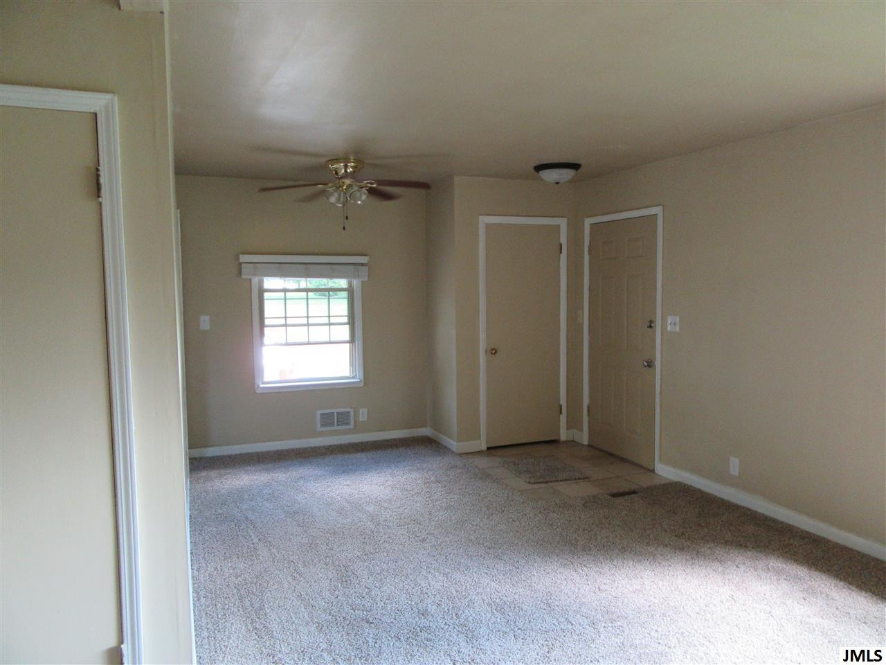 1538 Jericho Road Jackson, MI 49203 - Photo 3 of 15 Photo 3