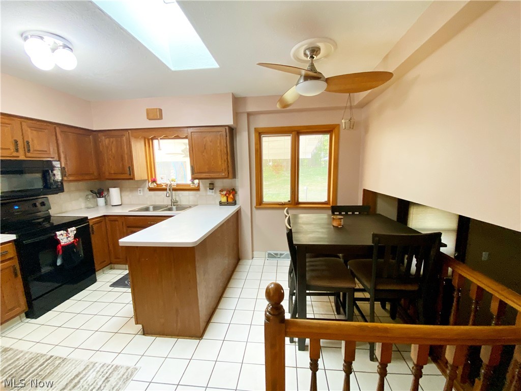 6206 Rousseau Drive Parma, OH 44129 - Photo 10 of 29