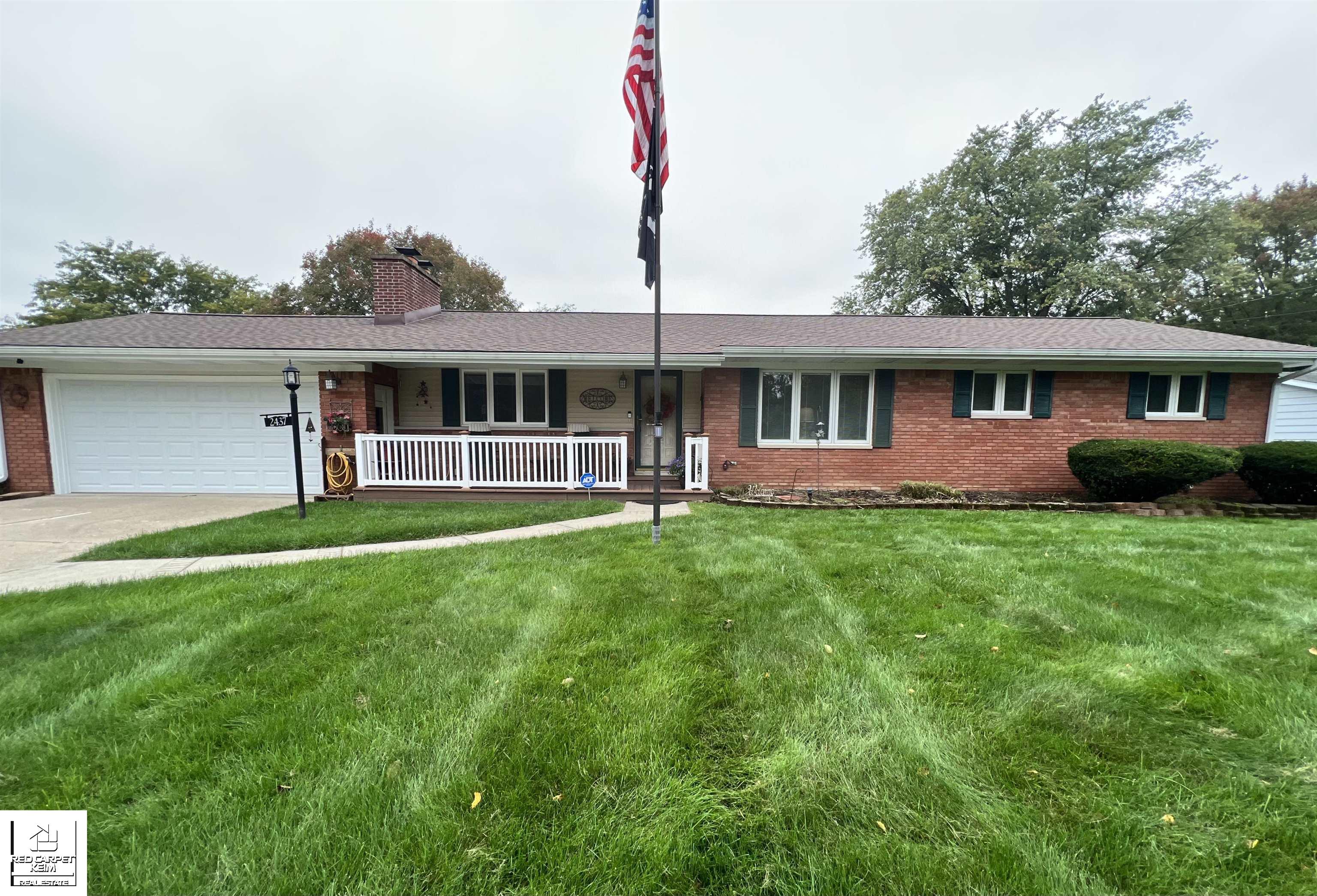 2437 North Vassar Road Burton, MI 48509 - Photo 1 of 27 50123536.JPG
