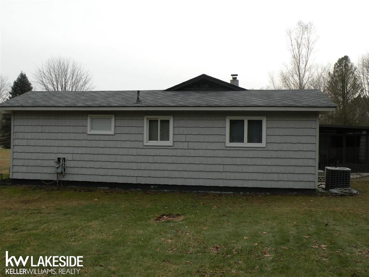 3150 Church Road Casco, MI 48064 - Photo 6 of 32 31311226-5.JPG