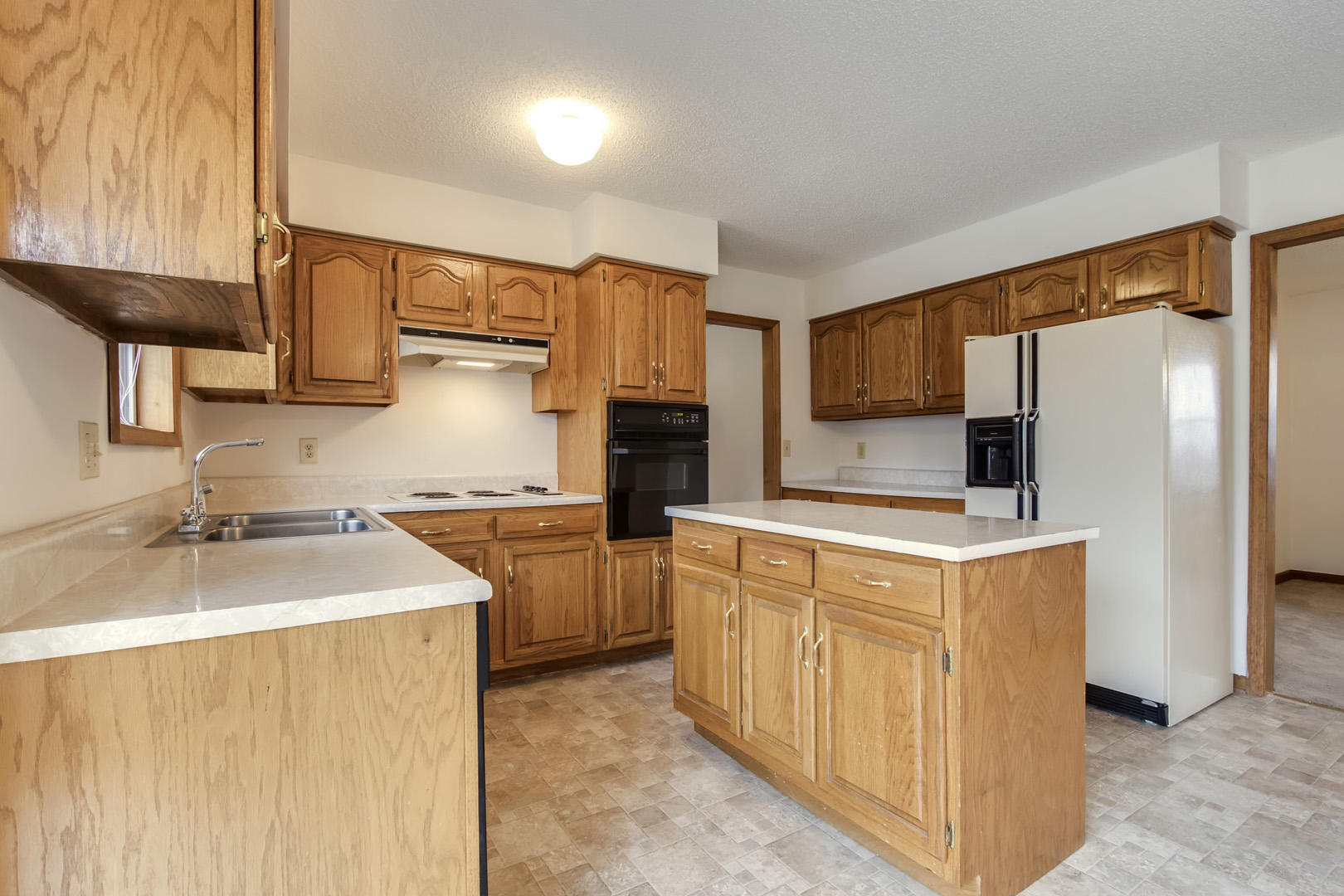 175 Suddath Road Harriman, TN 37748 - Photo 14 of 39 14_SuddathRoad_175_Kitchen02