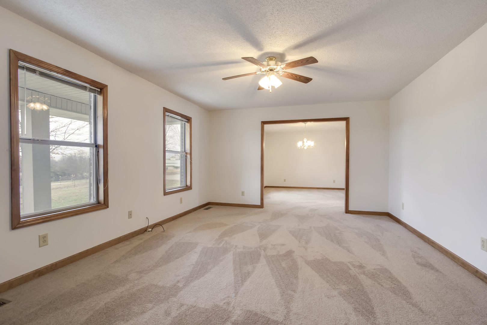 175 Suddath Road Harriman, TN 37748 - Photo 6 of 39 06_SuddathRoad_175_Living01