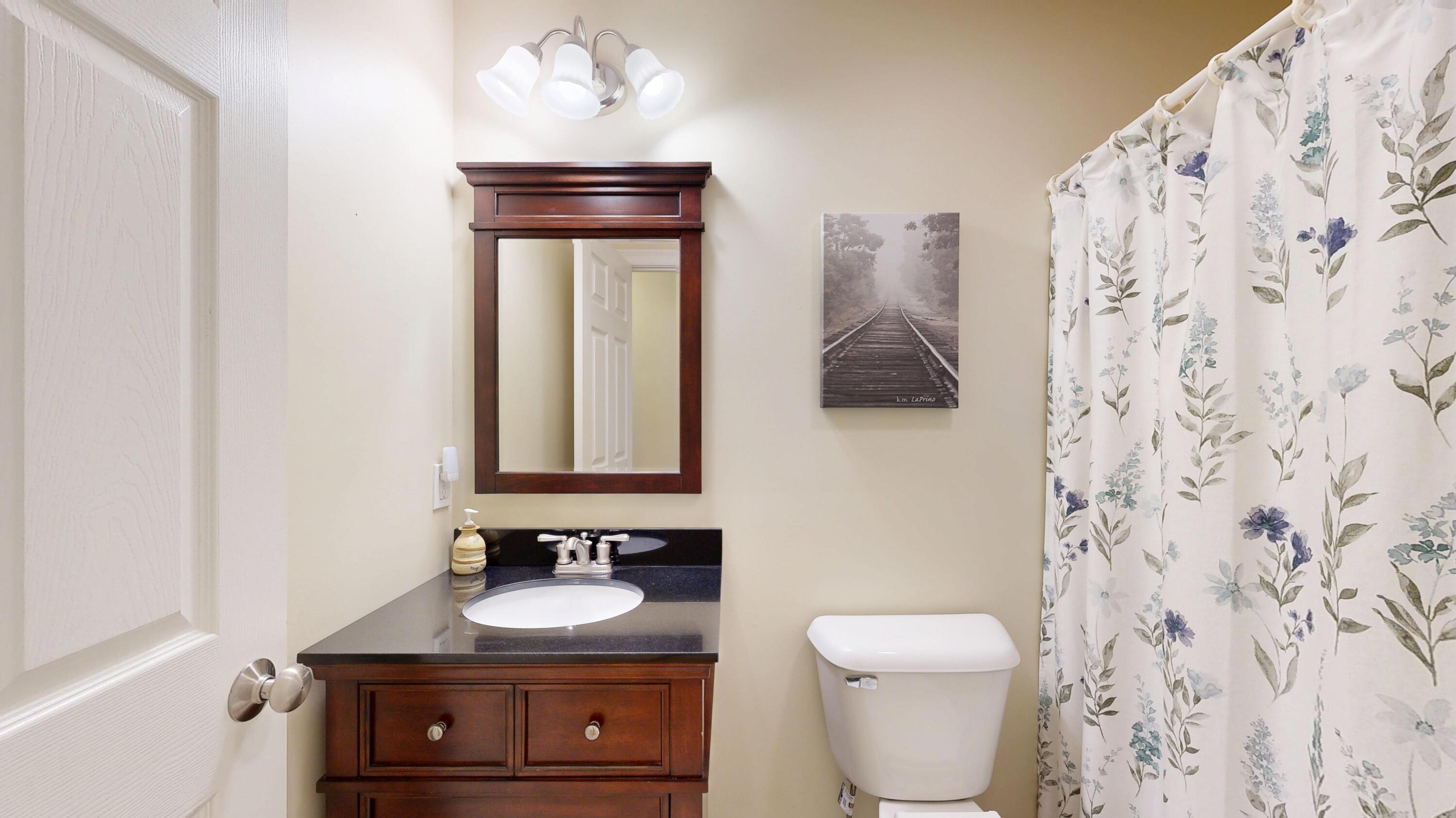 387 Mosher Road Gorham, ME 04038 - Photo 22 of 47 Bathroom