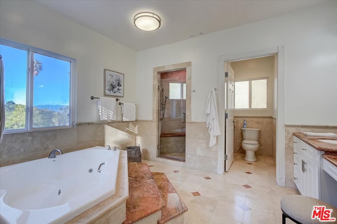 3760 Longview Valley Road Sherman Oaks, CA 91423 - Photo 47 of 53 Gallery Image 47