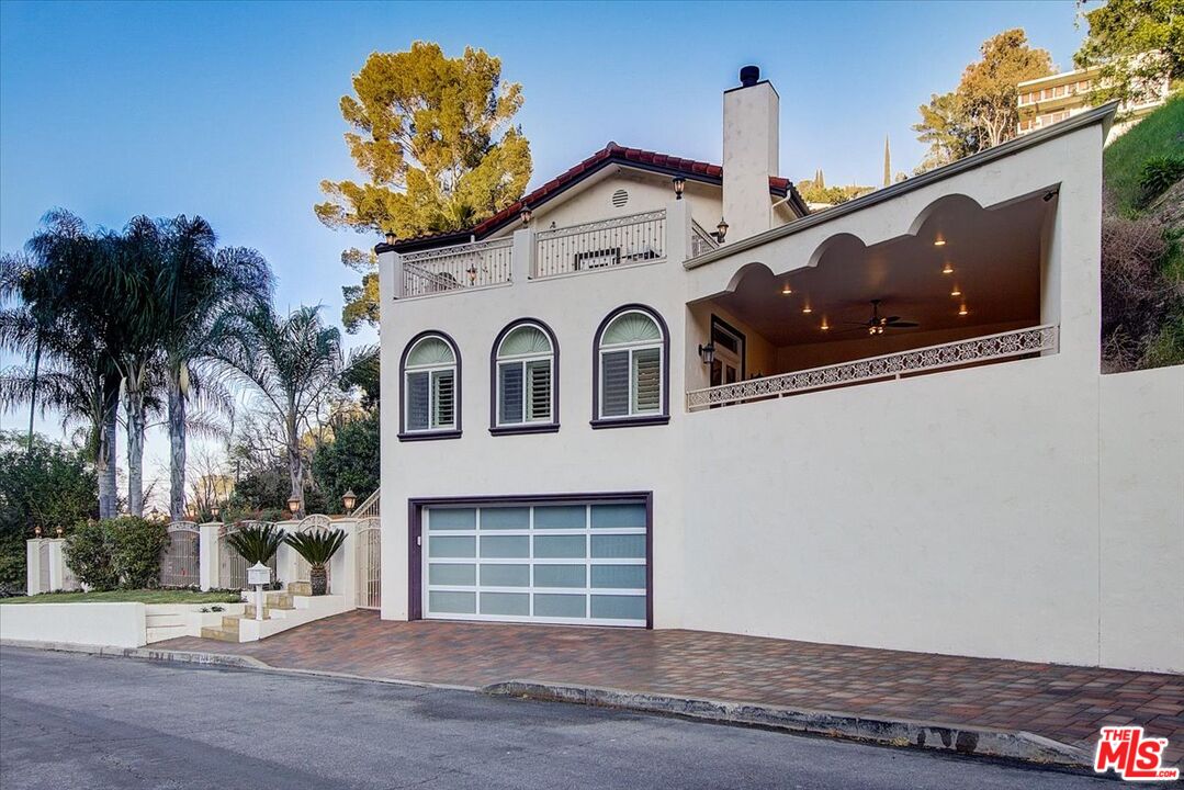 3760 Longview Valley Road Sherman Oaks, CA 91423 - Photo 5 of 53 Gallery Image 5