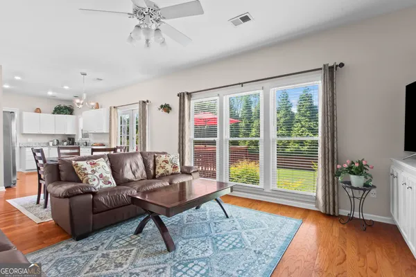 $3,400 | 304 Fairbrook Circle, Marietta, GA 30068