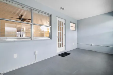 $175,900 | 180 North High Point, Unit B, Boynton Beach, FL 33435
