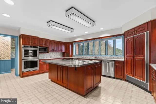 $3,750,000 | 6005 Ten Oaks Road, Clarksville, MD 21029