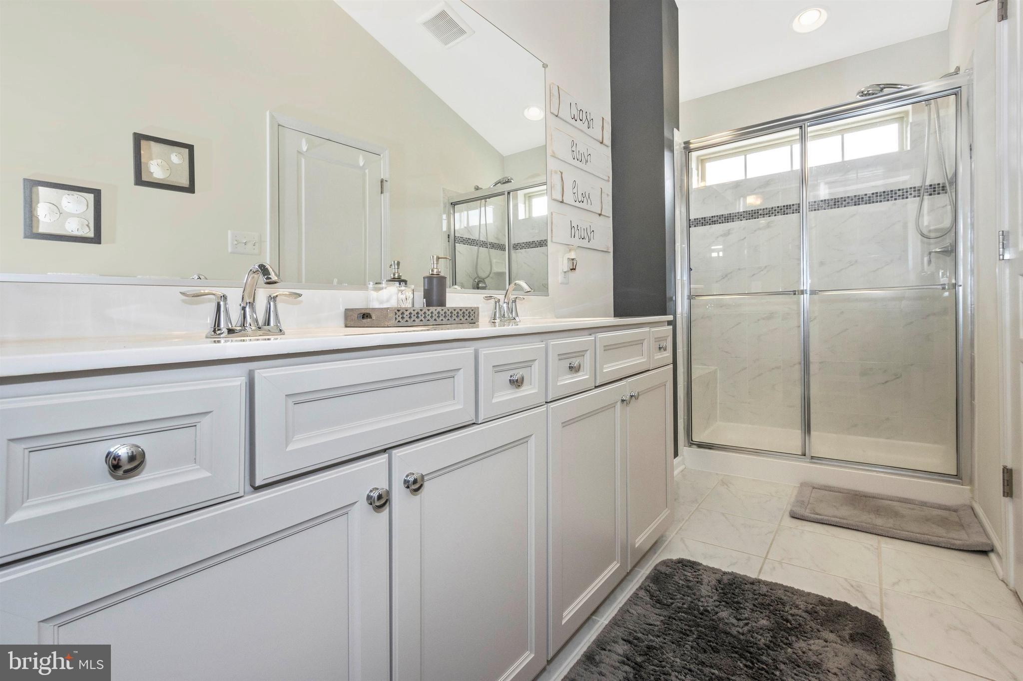 3419 Pintail Road Baltimore, MD 21222 - Photo 15 of 22 Master bath