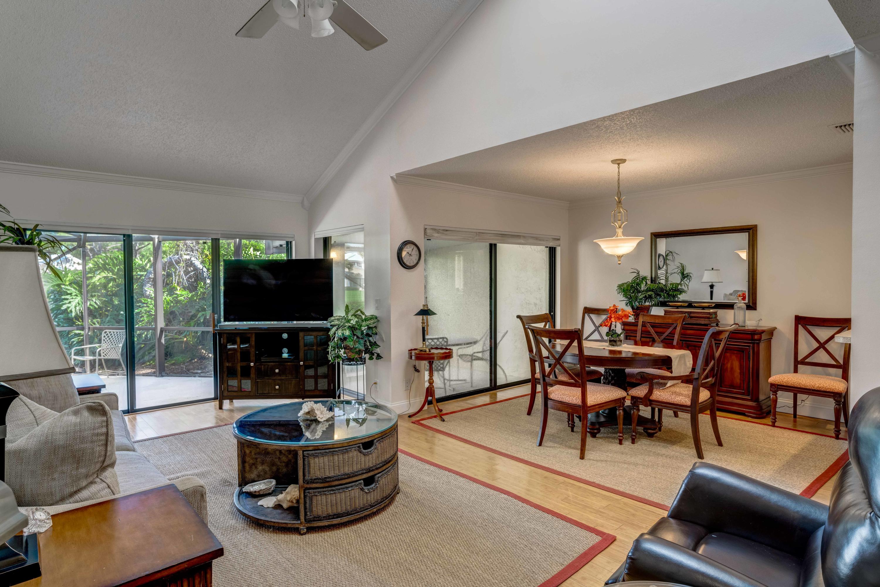 3673 Cape Pointe Circle Jupiter, FL 33477 - Photo 14 of 37 Living & Dinning Area