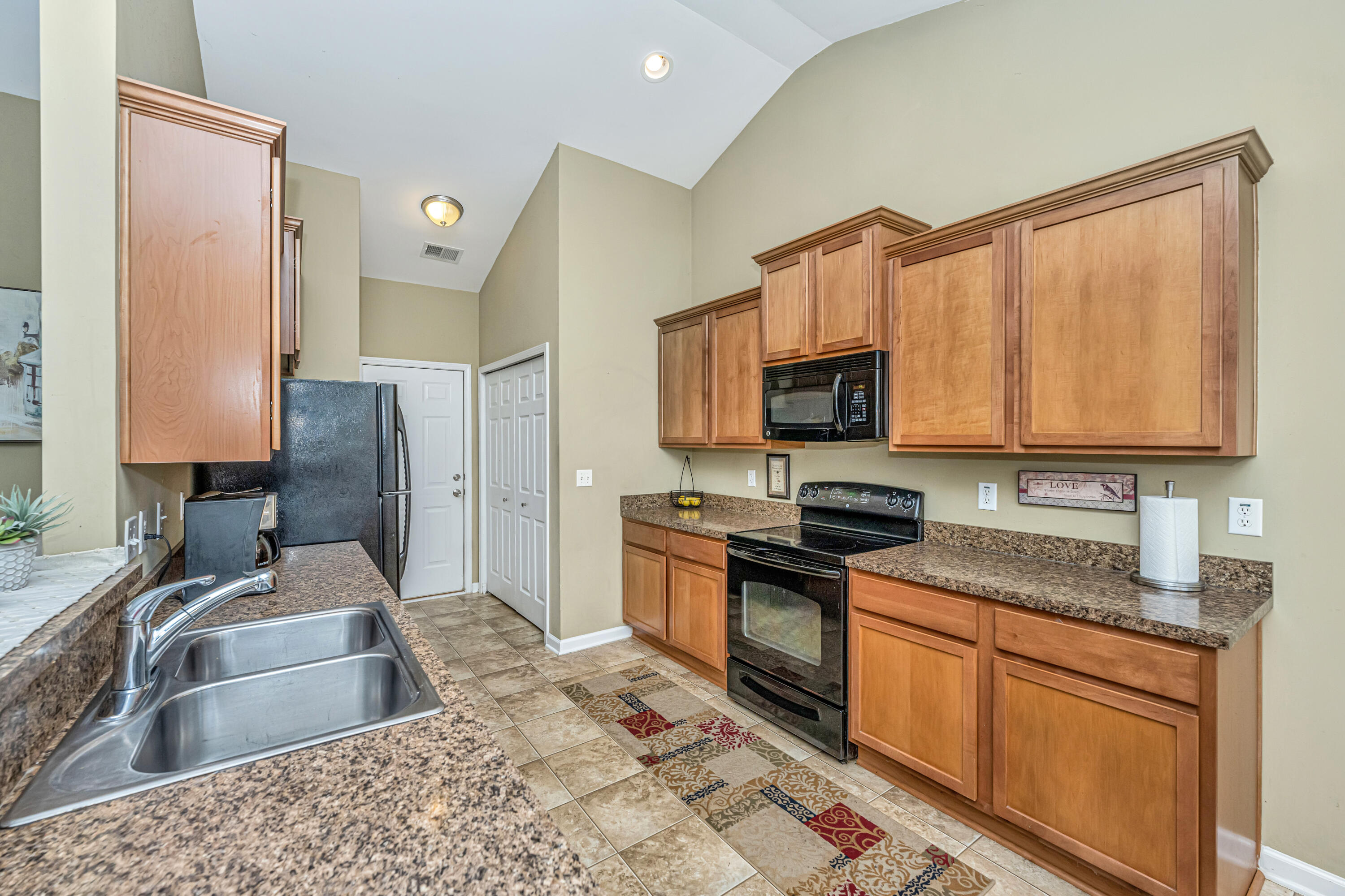 7672 Fayetteville Road North Charleston, SC 29418 - Photo 14 of 32 7672FayettevilleRd16