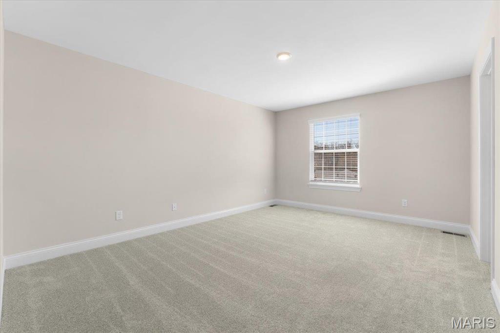 950 Tara Rdg Drive Chesterfield, MO 63005 - Photo 13 of 20