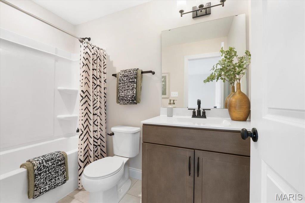 950 Tara Rdg Drive Chesterfield, MO 63005 - Photo 14 of 20