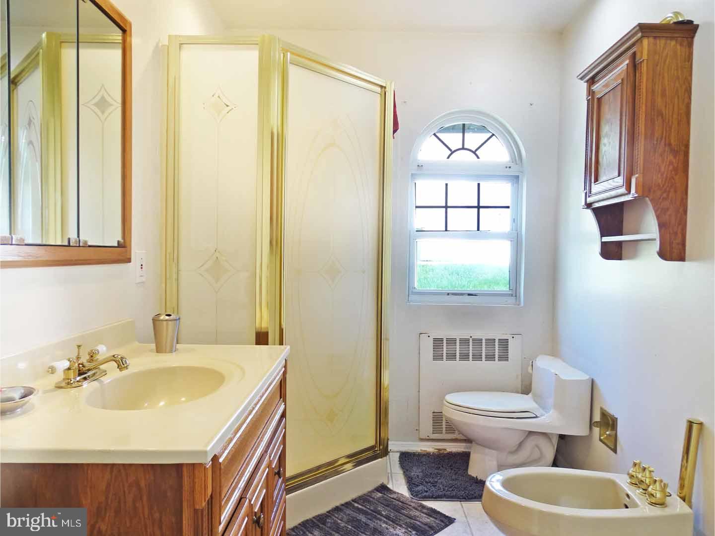 36 Rose Apple Road Levittown, PA 19056 - Photo 18 of 24 Bathroom