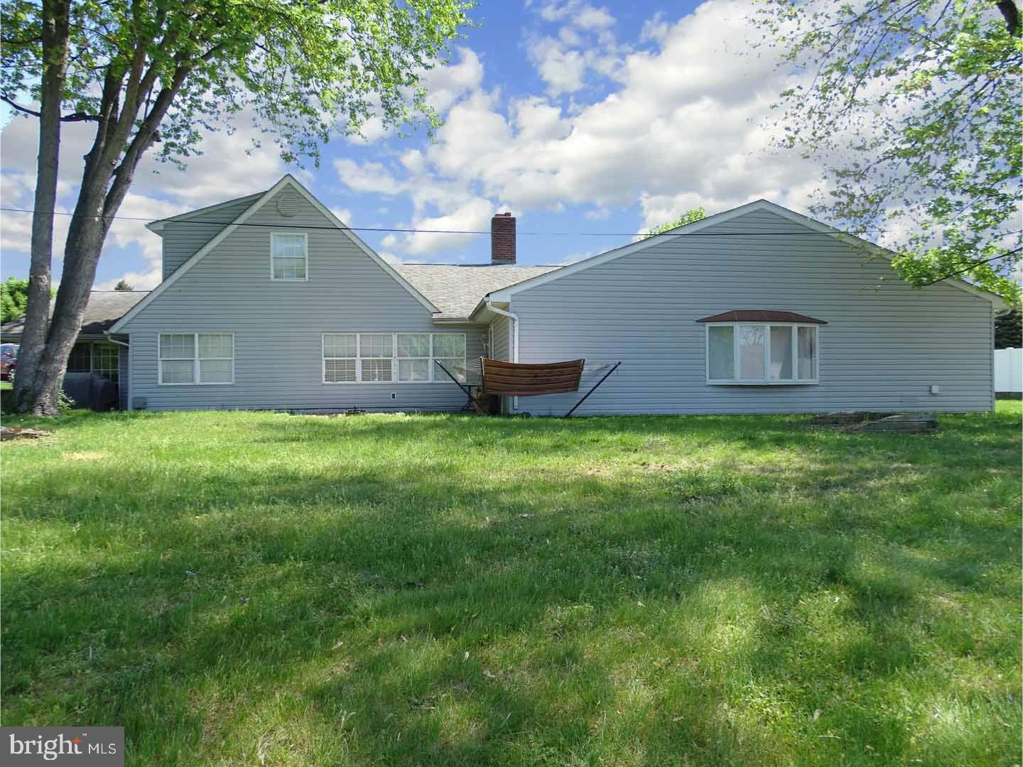36 Rose Apple Road Levittown, PA 19056 - Photo 20 of 24 Exterior Back