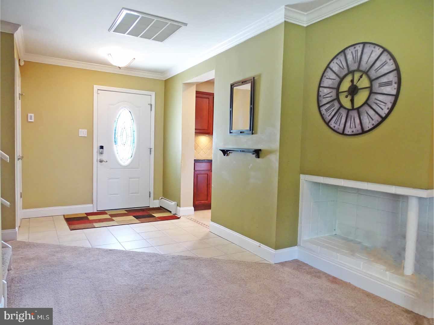 36 Rose Apple Road Levittown, PA 19056 - Photo 3 of 24 Foyer