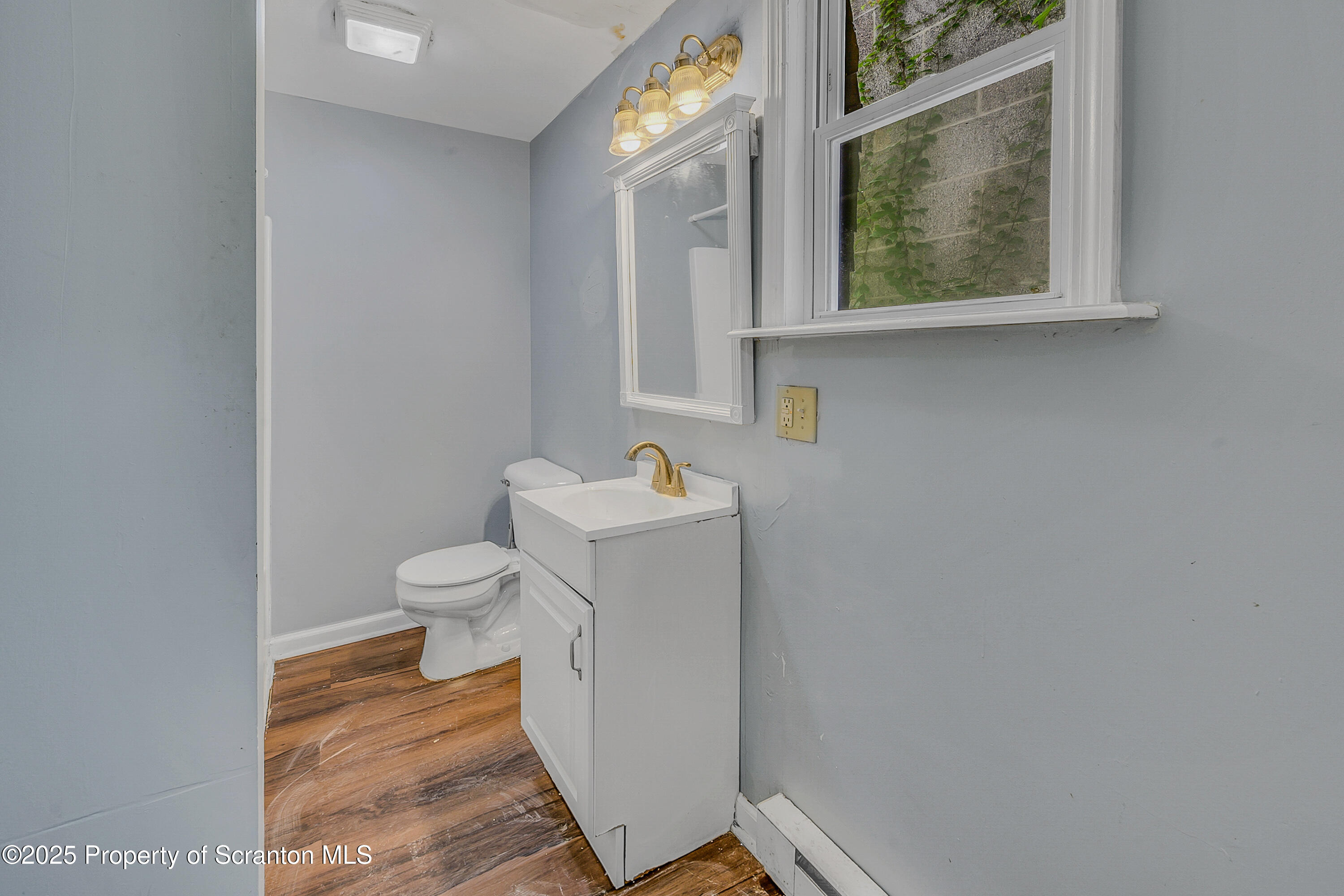 7 Plum Place, Unit 1 Scranton, PA 18509 - Photo 4 of 15 Plum -96