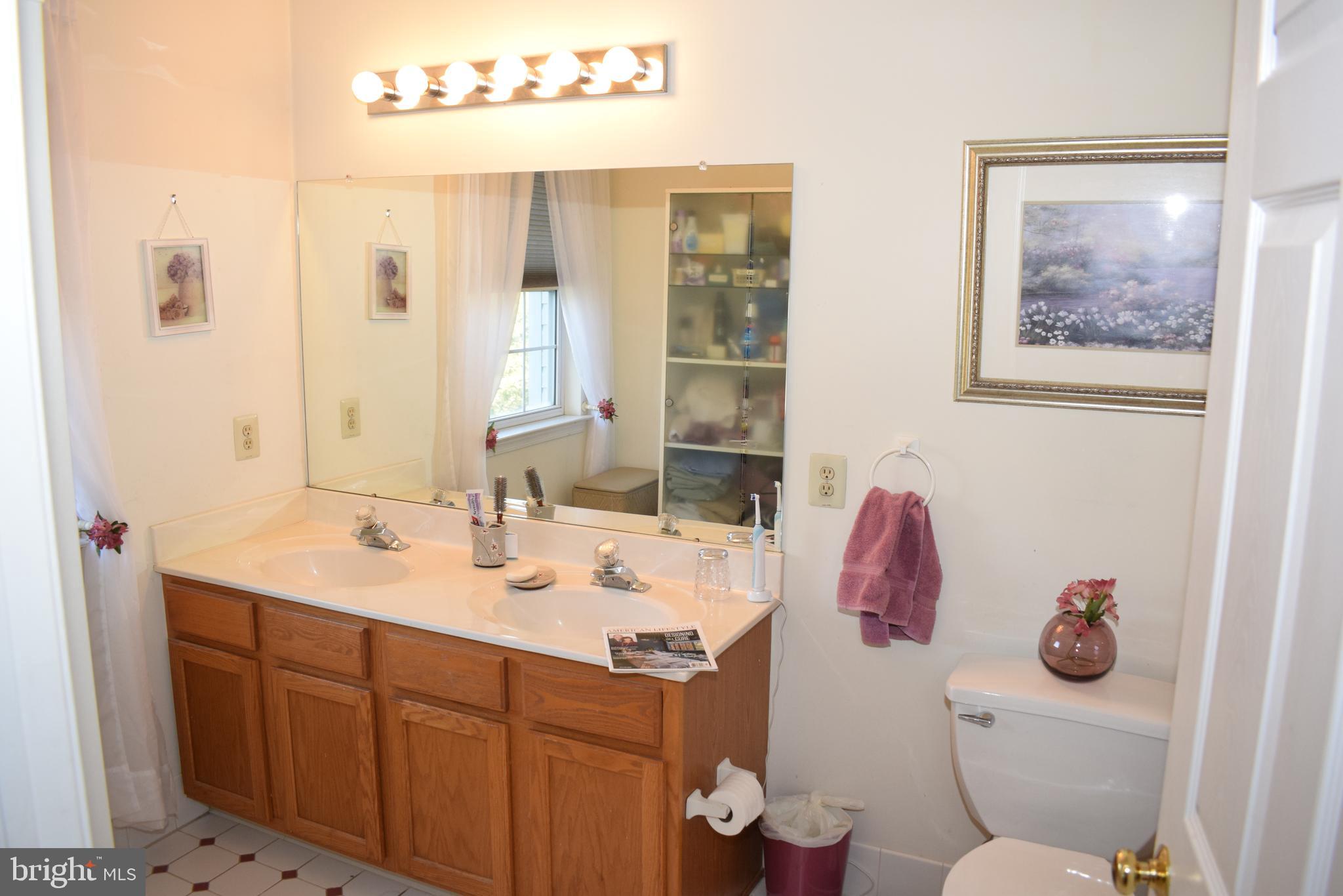1303 Waterford Road Yardley, PA 19067 - Photo 19 of 32 Master Ensuite