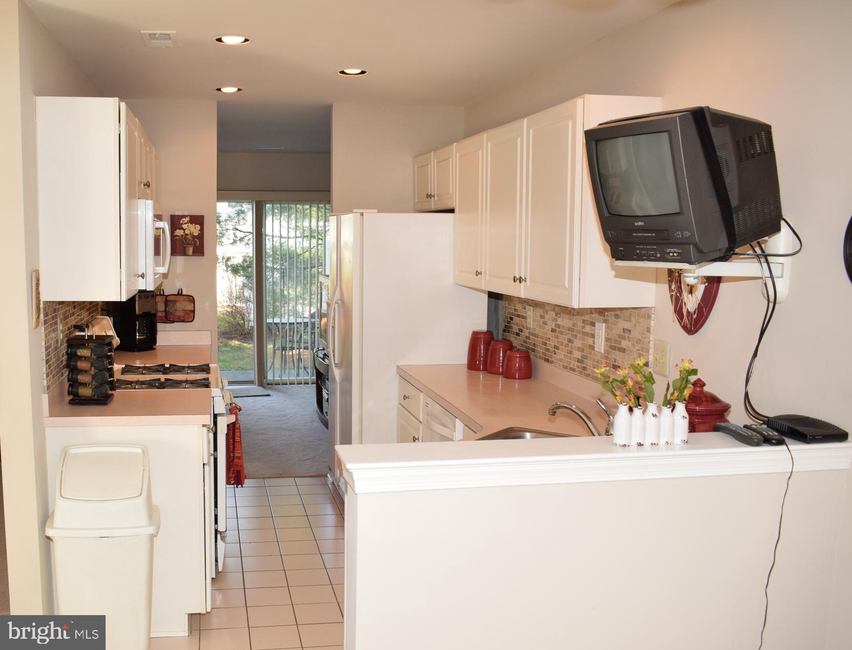1303 Waterford Road Yardley, PA 19067 - Photo 6 of 32 Kitchen