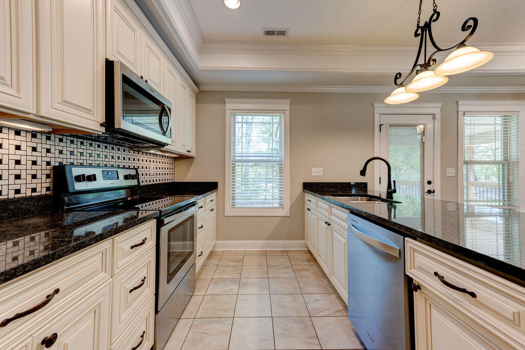 625 Live Oak Road Ringgold, GA 30736 - Photo 9 of 34 625LiveOak-33