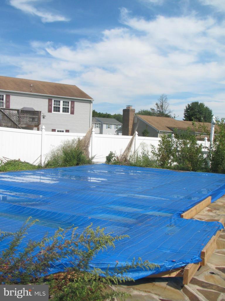 509 Nollmeyer Road Baltimore, MD 21220 - Photo 3 of 11 Exterior (Rear)
