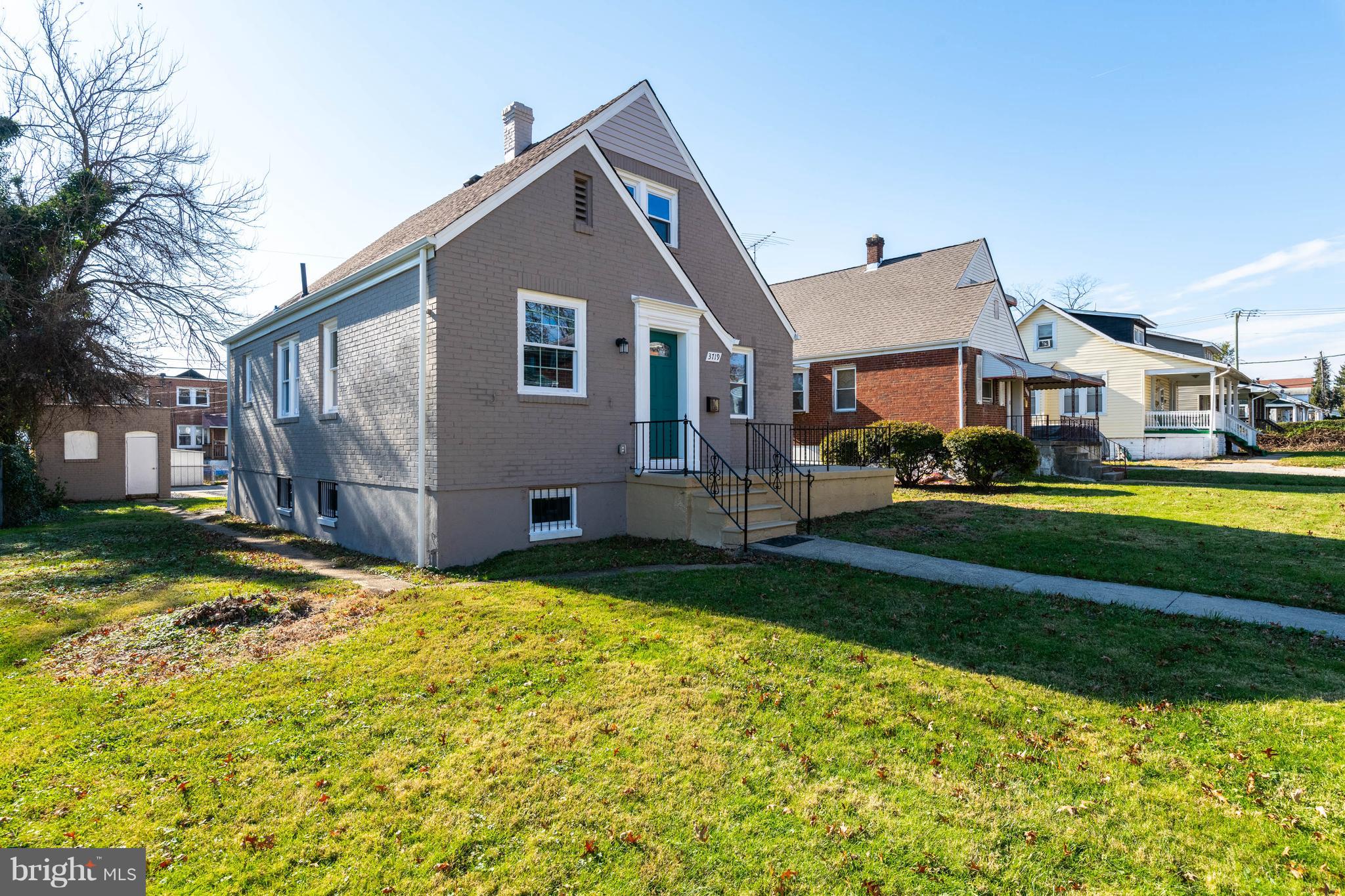 3719 West Cold Spring Lane Baltimore, MD 21215 - Photo 3 of 26 Gallery Image 3