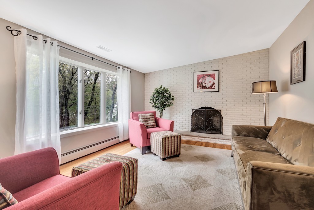 57 Colburn Road Reading, MA 01867 - Photo 4 of 20 Gallery Image 4