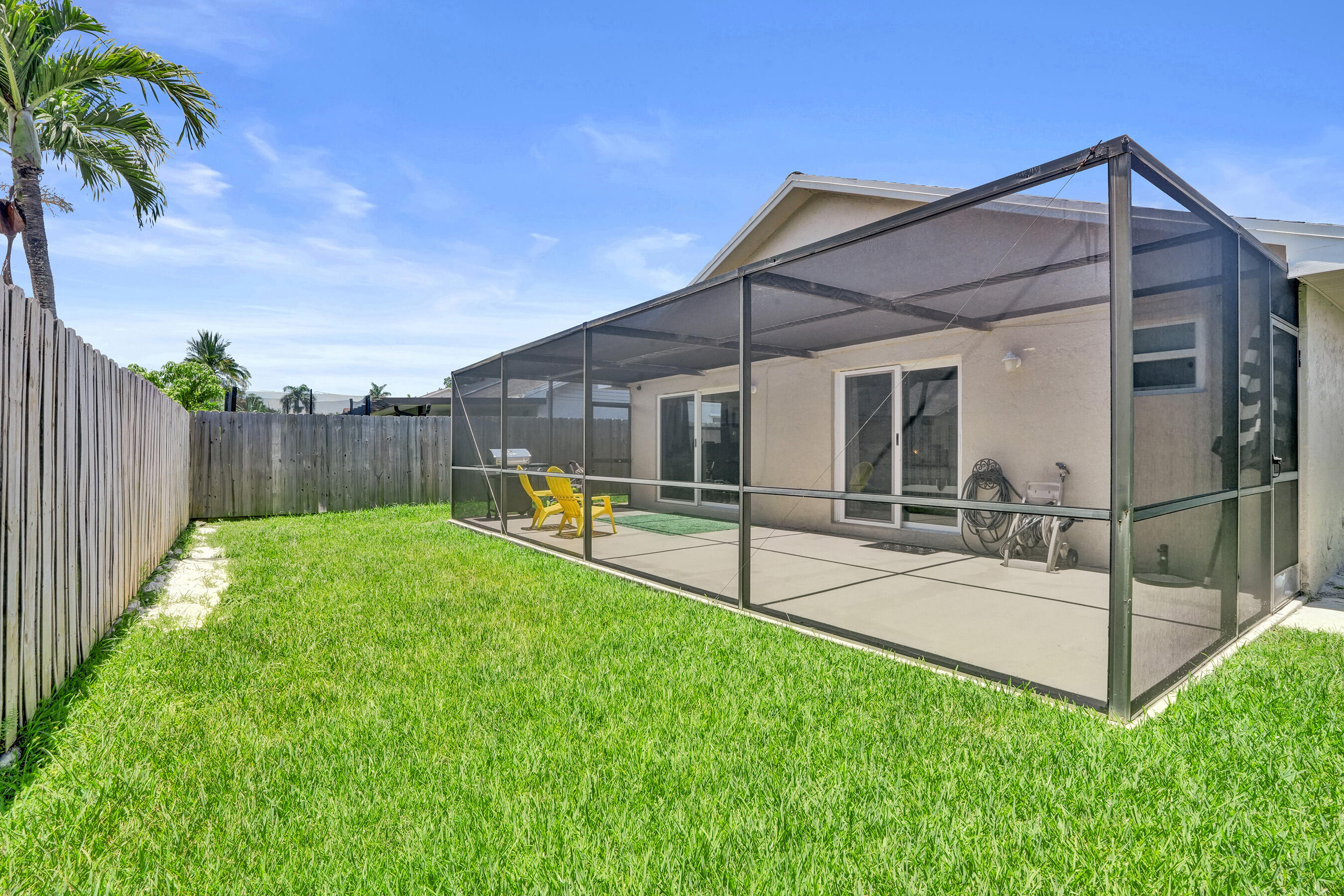 8340 Southwest 41st Street Davie, FL 33328 - Photo 13 of 18 DSC04853