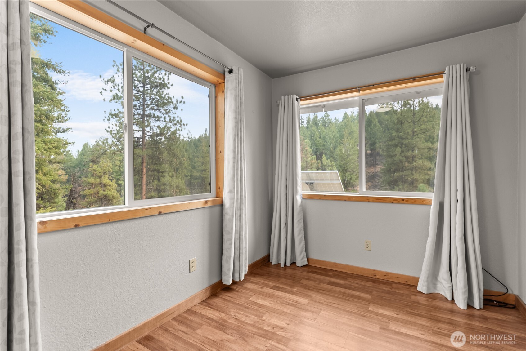 56 Ruby Two Moons Road Tonasket, WA 98855 - Photo 35 of 40 a view of a room with a large window