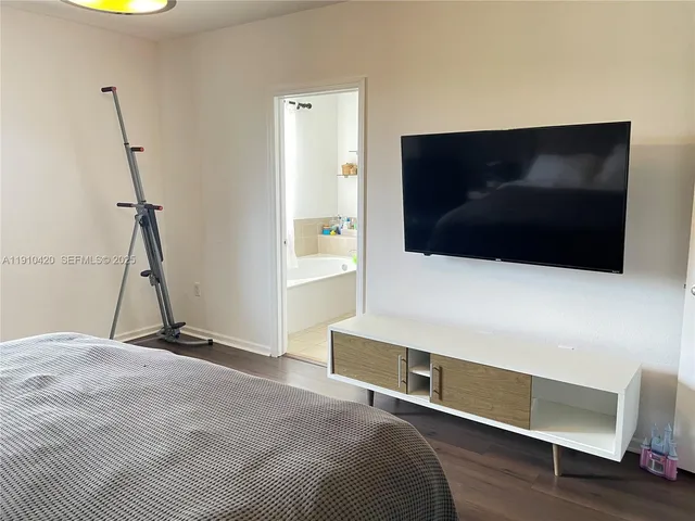 $2,400 | 27563 Southwest 139th Place, Unit A, Homestead, FL 33032