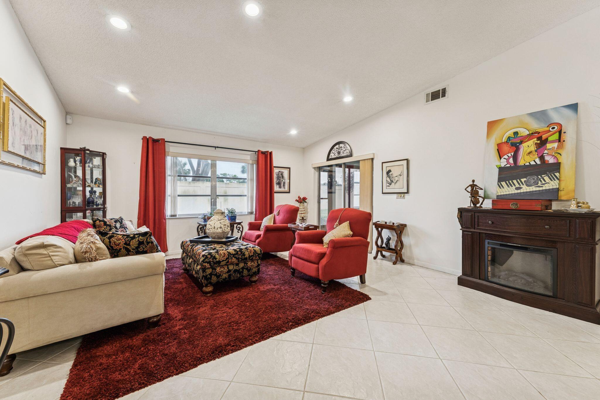 8236 Summerbreeze Lane Boca Raton, FL 33496 - Photo 3 of 23 mls_8236 Summerbreeze Lane 24