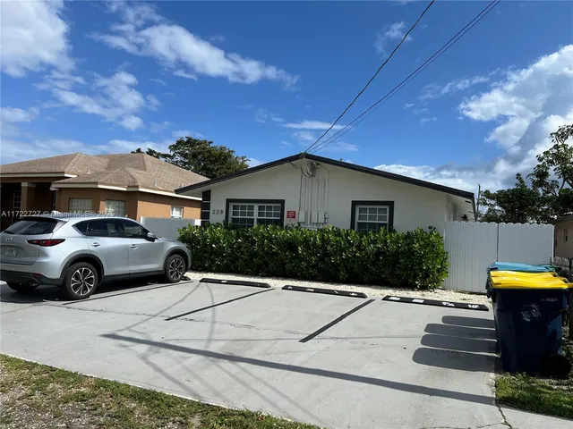$599,000 | 228 Northwest 9th Avenue, Dania Beach, FL 33004