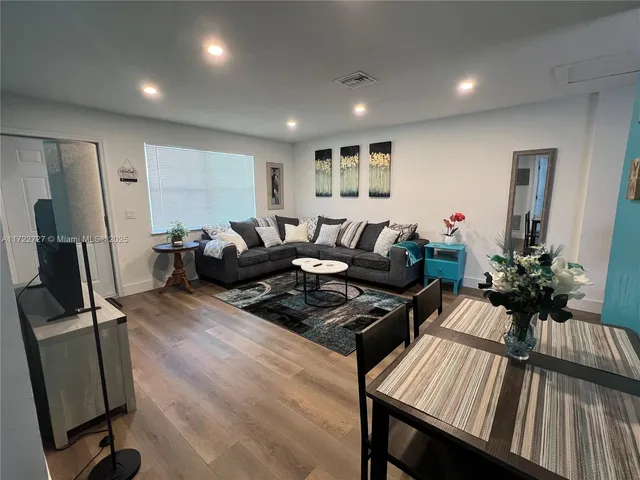 $599,000 | 228 Northwest 9th Avenue, Dania Beach, FL 33004