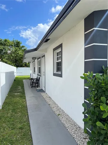 $599,000 | 228 Northwest 9th Avenue, Dania Beach, FL 33004