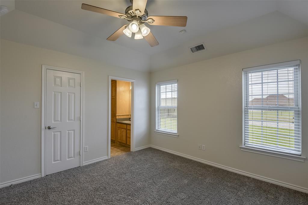1066 W Road Waxahachie, TX 75165 - Photo 17 of 39