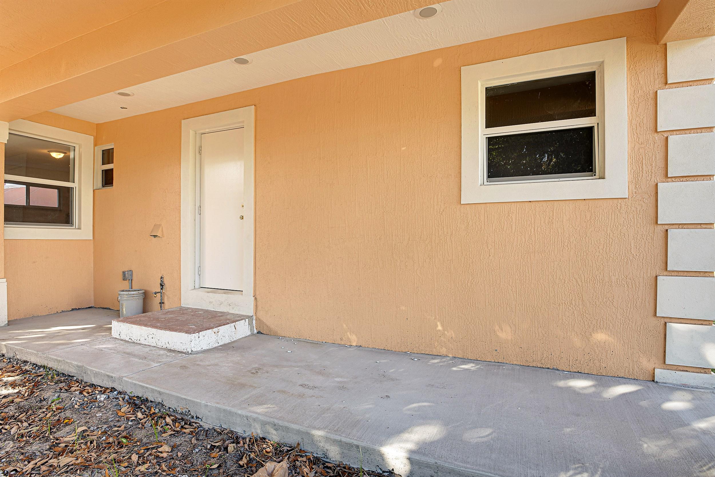 341 West 27th Street Riviera Beach, FL 33404 - Photo 34 of 38 341 W 27th St (34)