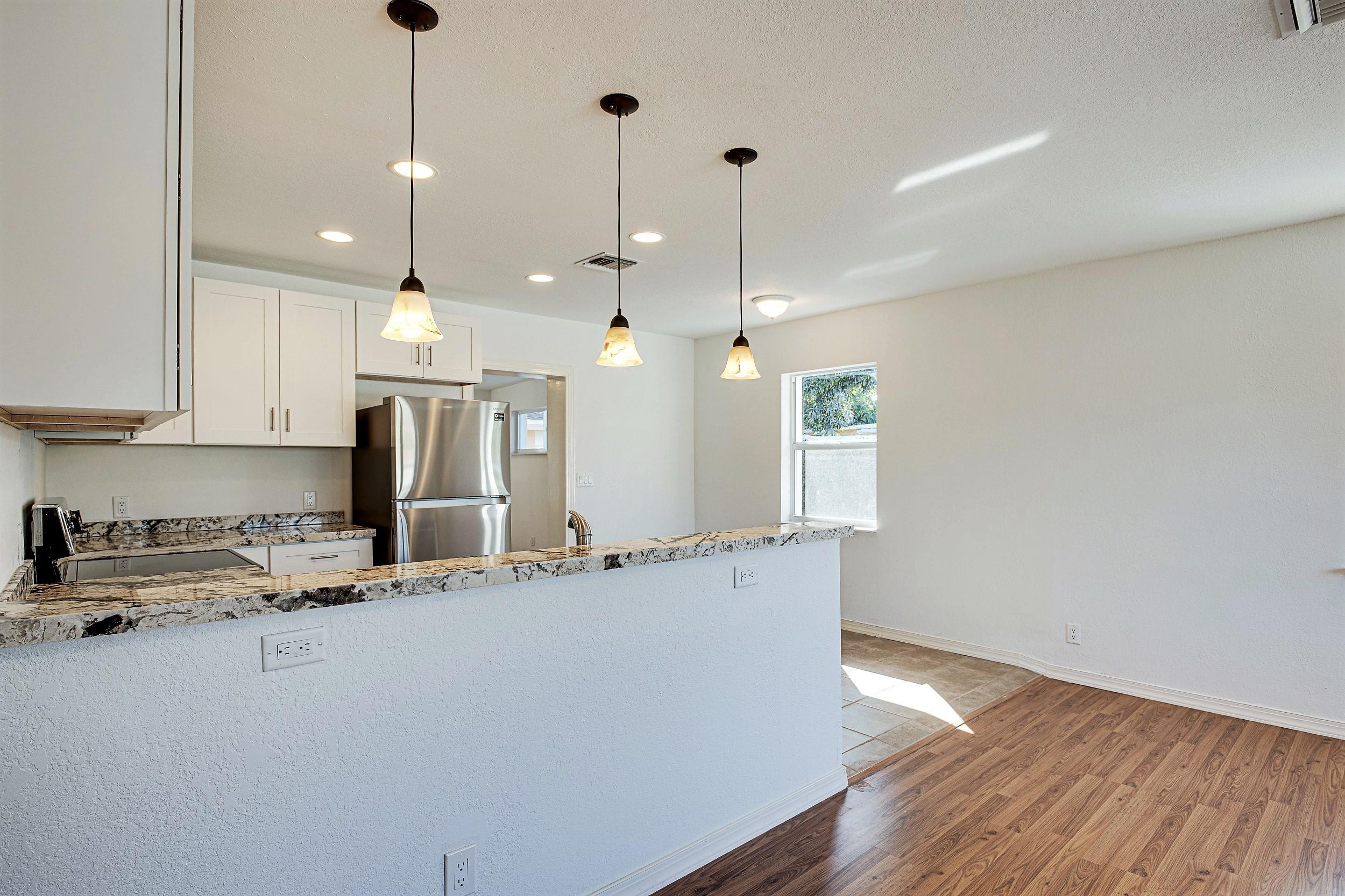 341 West 27th Street Riviera Beach, FL 33404 - Photo 9 of 38 341 W 27th St (9)