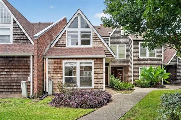 $325,000 | 5 Spinnaker Lane, New Orleans, LA 70124