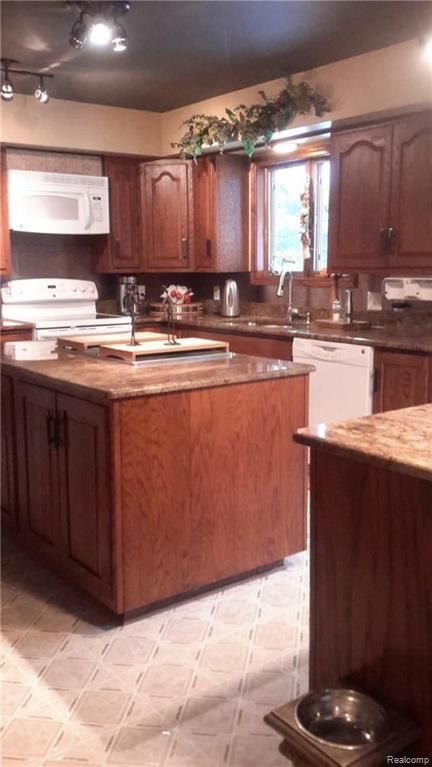 5626 Edgar Road Clarkston, MI 48346 - Photo 19 of 55