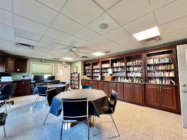 $115,000 | 3301 Alt 19, Unit 404, Dunedin, FL 34698