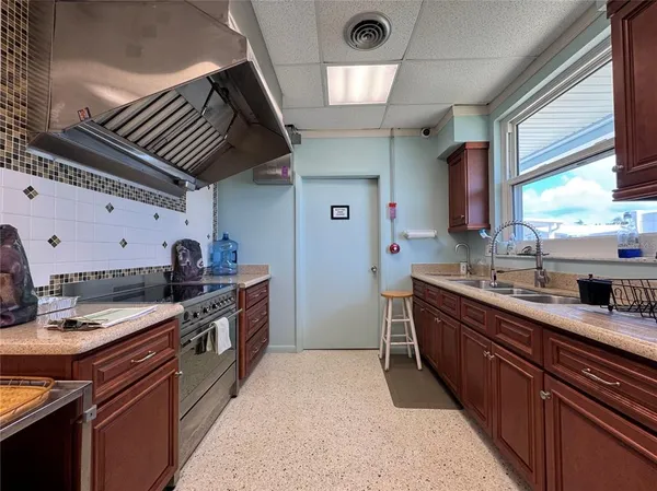 $115,000 | 3301 Alt 19, Unit 404, Dunedin, FL 34698