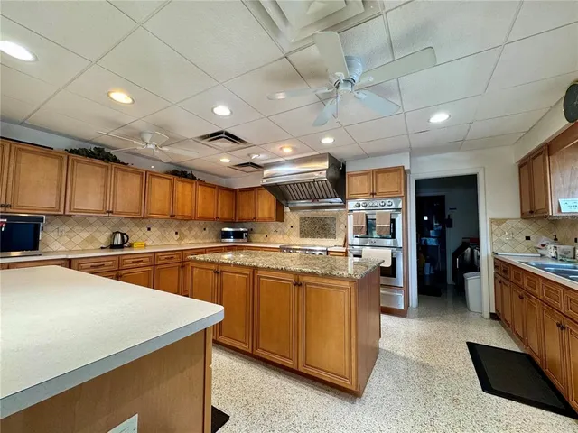 $115,000 | 3301 Alt 19, Unit 404, Dunedin, FL 34698